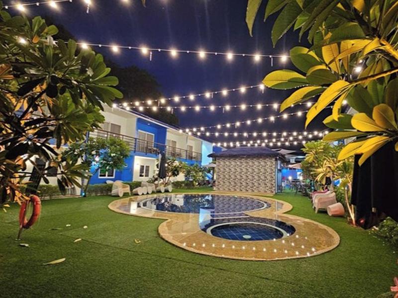 Casa Blu Hotel Resort image