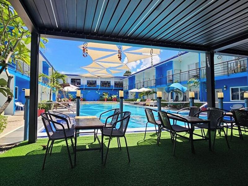 Casa Blu Hotel Resort image