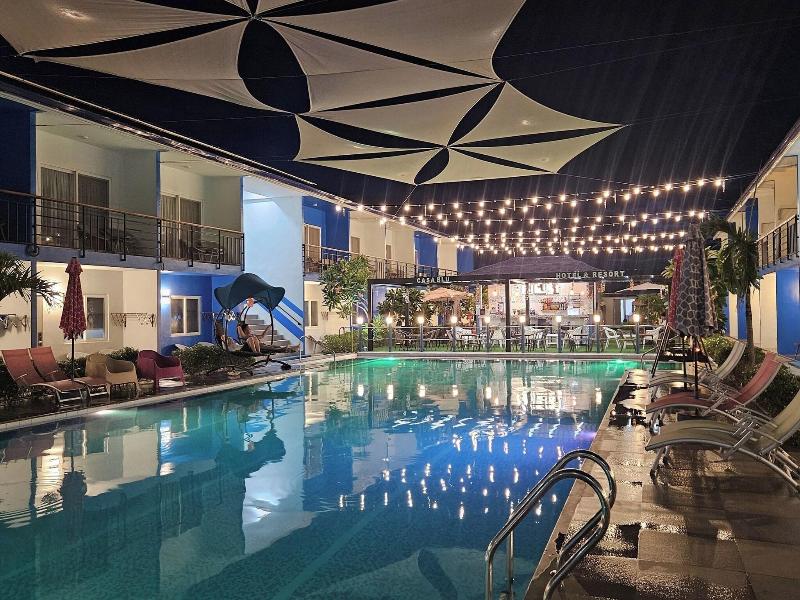 Casa Blu Hotel Resort image