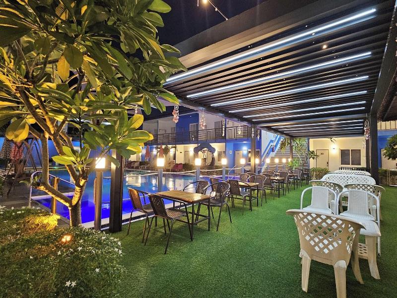 Casa Blu Hotel Resort image