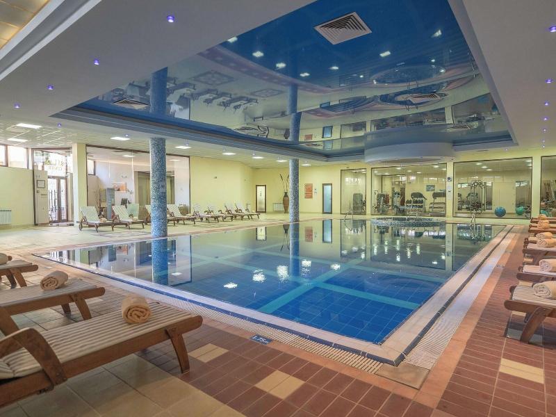 Grifid Aqua Club Bolero image
