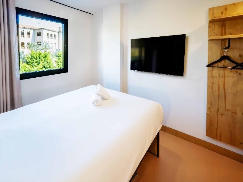 easyHotel Alicante Centro  image