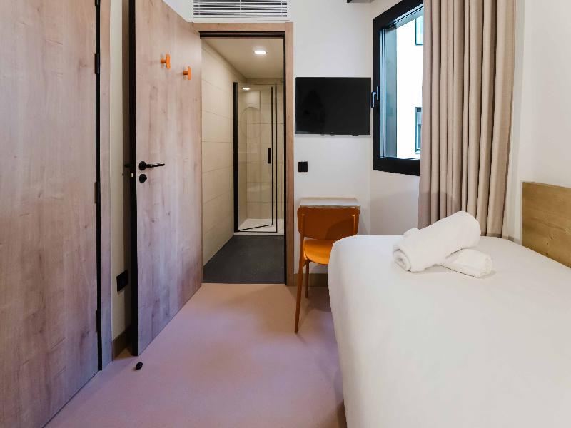easyHotel Alicante Centro  image