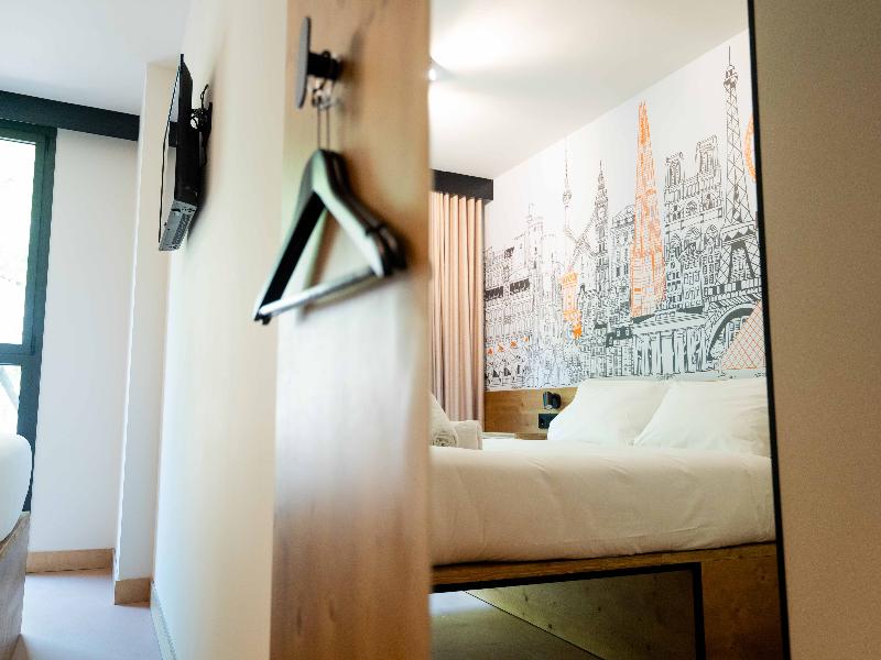 easyHotel Alicante Centro  image