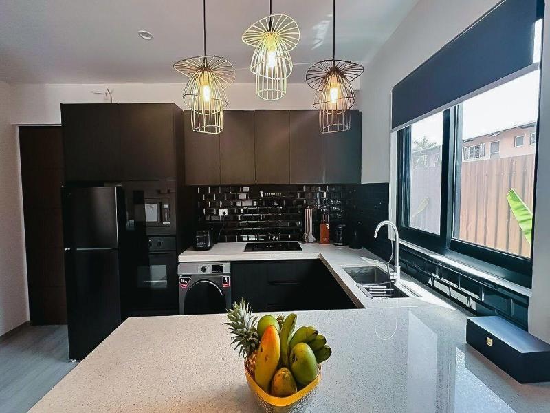 Hibiscus Suites And Residences image