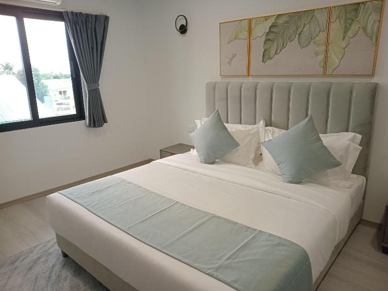 Hibiscus Suites And Residences image