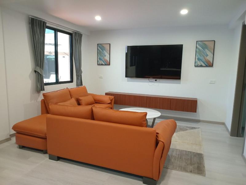 Hibiscus Suites And Residences image