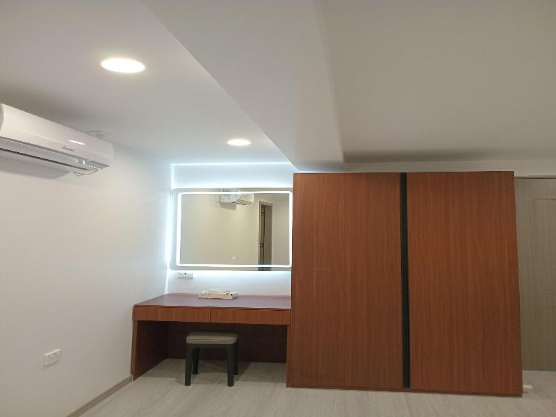 Hibiscus Suites And Residences image