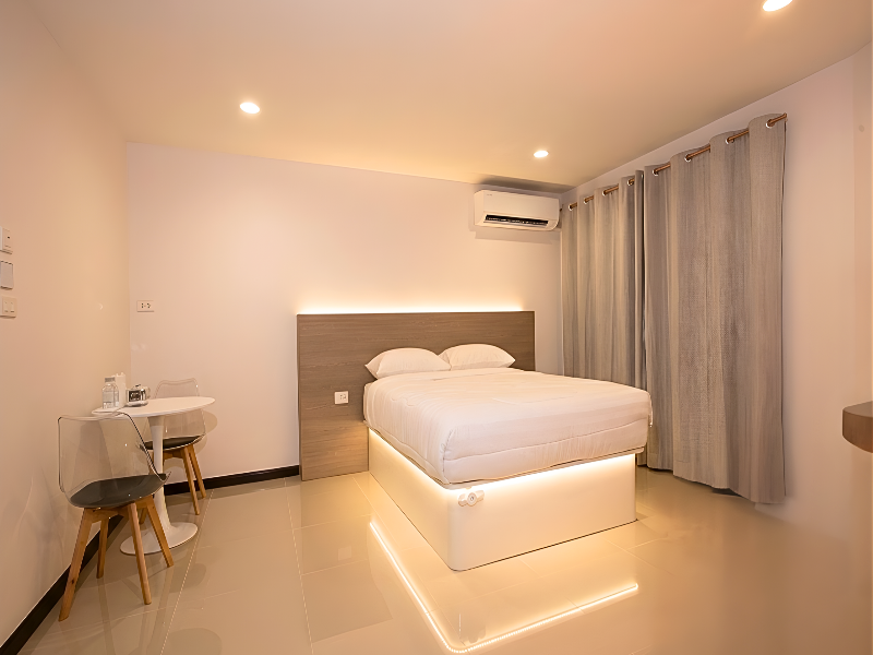 Paul&pam Hotel image