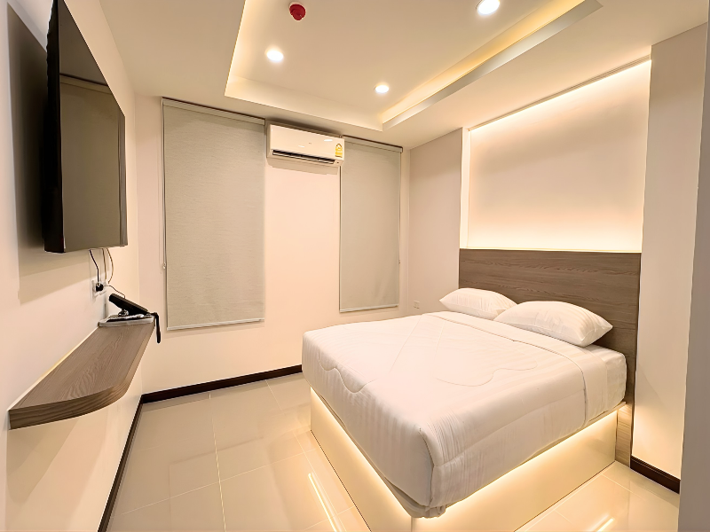 Paul&pam Hotel image