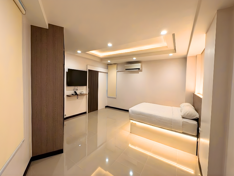Paul&pam Hotel image