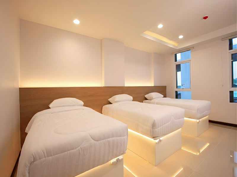 Paul&pam Hotel image