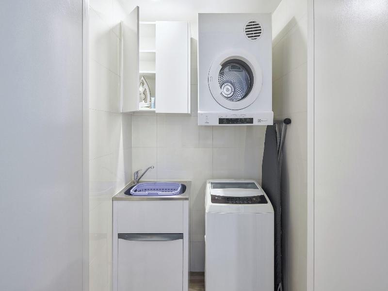 Meriton Suites Mascot Central image