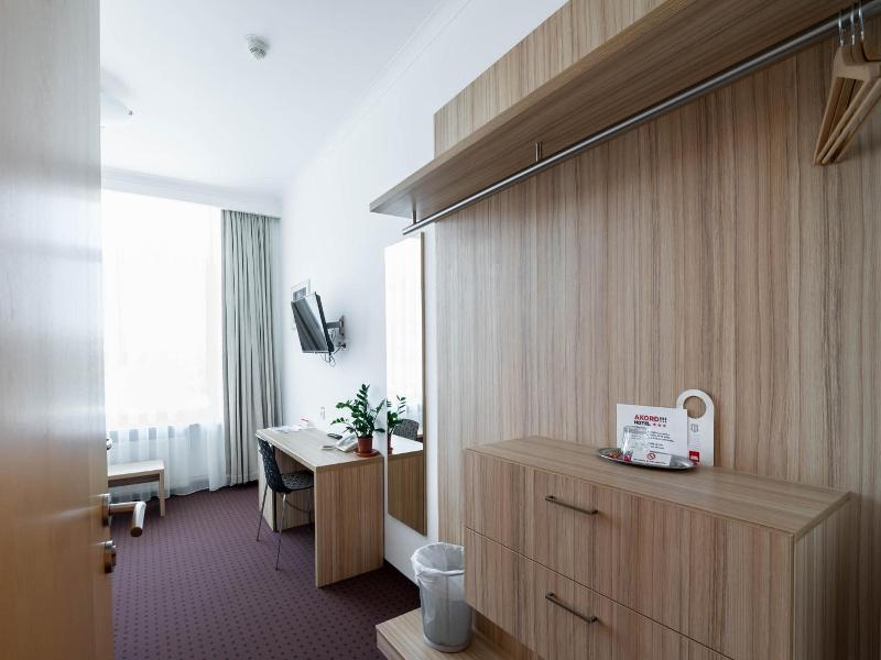 Hotel Akord image