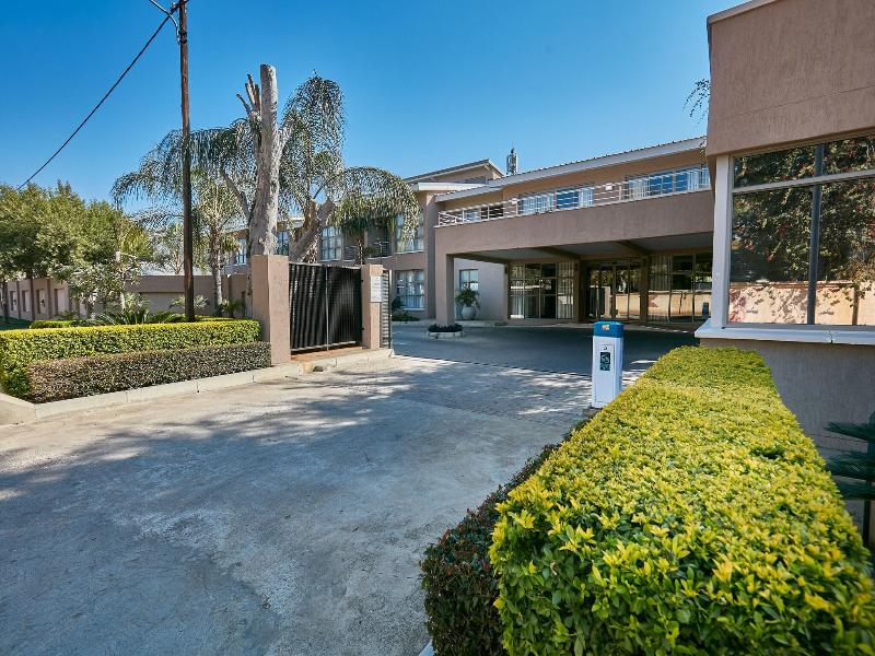 Regent Select Hotel image