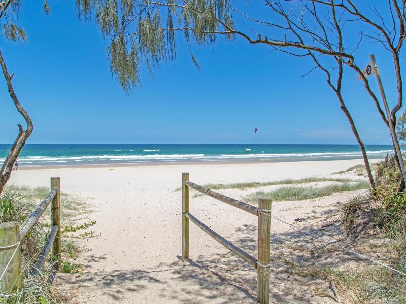 Drift Apartments Tweed Coast Holidays image