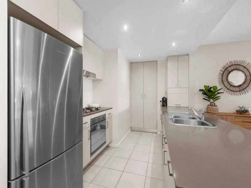 Drift Apartments Tweed Coast Holidays image