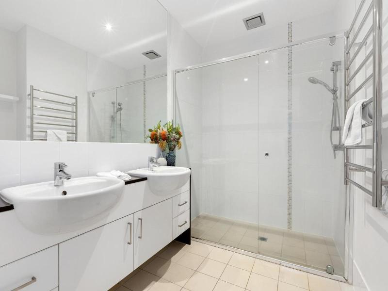 Drift Apartments Tweed Coast Holidays image
