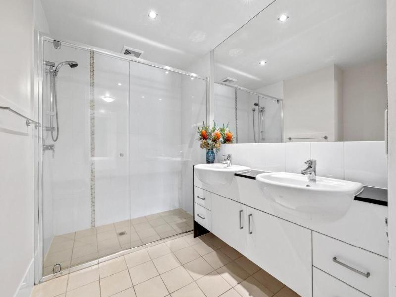 Drift Apartments Tweed Coast Holidays image
