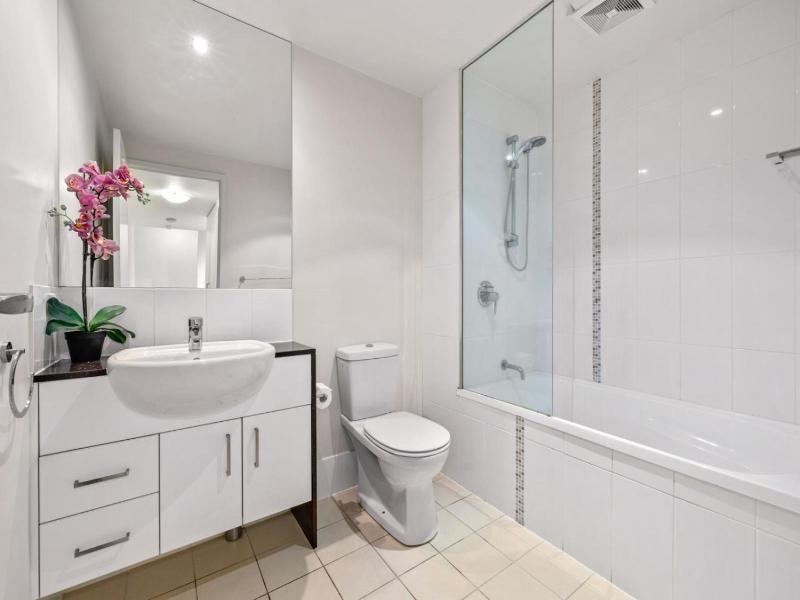 Drift Apartments Tweed Coast Holidays image