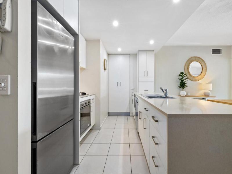 Drift Apartments Tweed Coast Holidays image