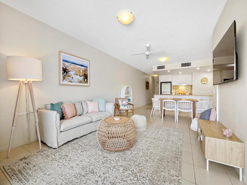 Drift Apartments Tweed Coast Holidays image