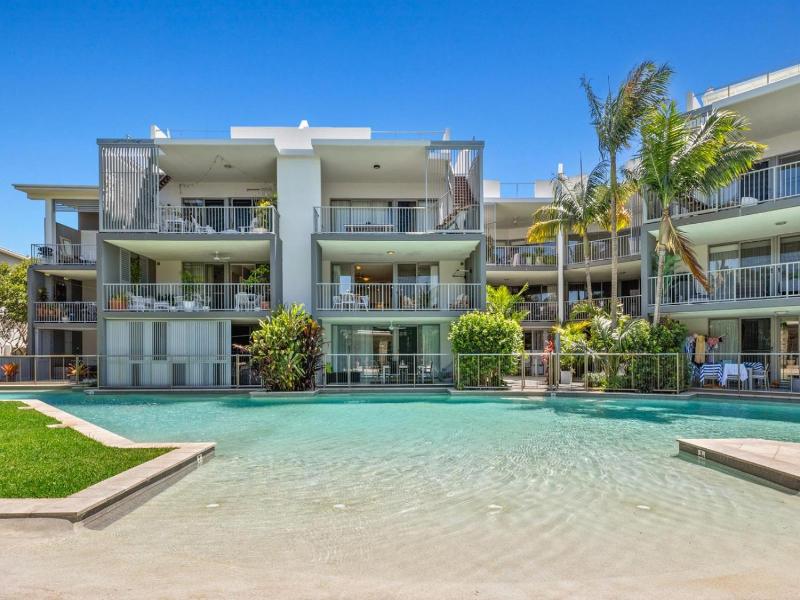 Drift Apartments Tweed Coast Holidays image