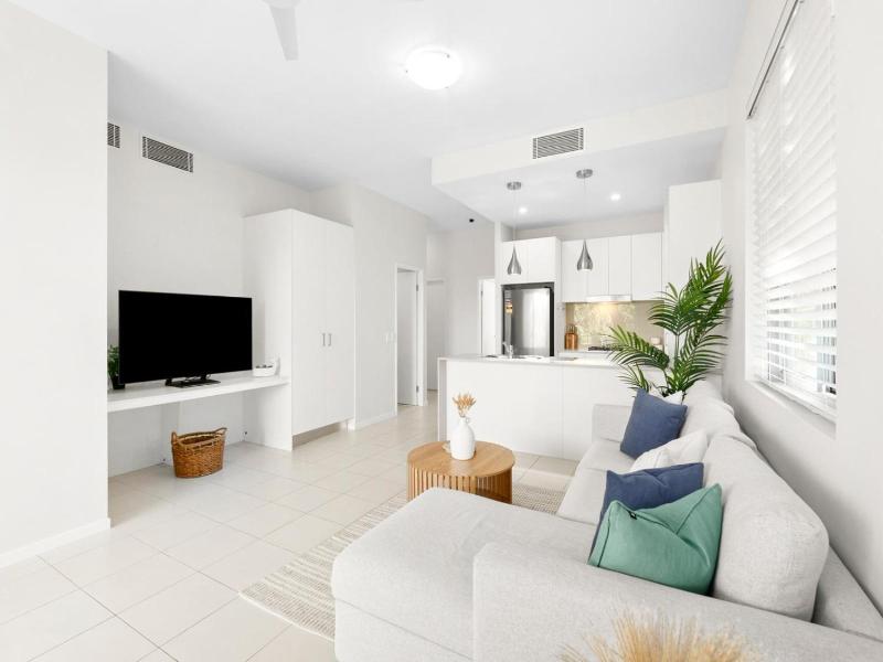 Drift Apartments Tweed Coast Holidays image