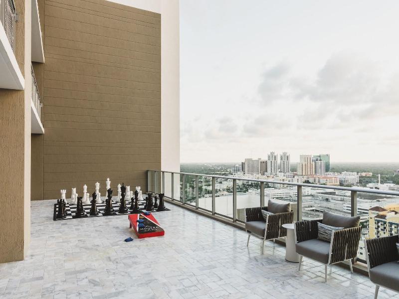 Tucker At Palmer Dadeland Miami image