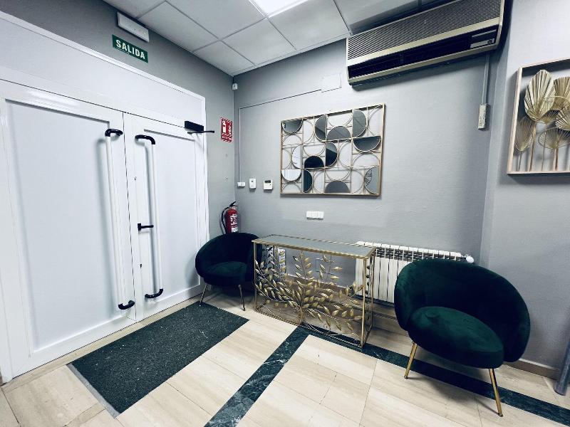 Hostel 165 image