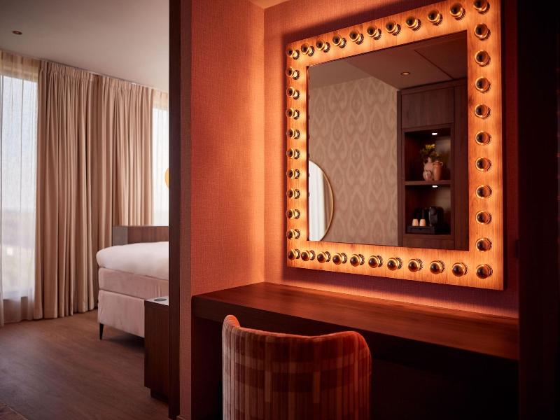 Van Der Valk Hotel Lelystad image