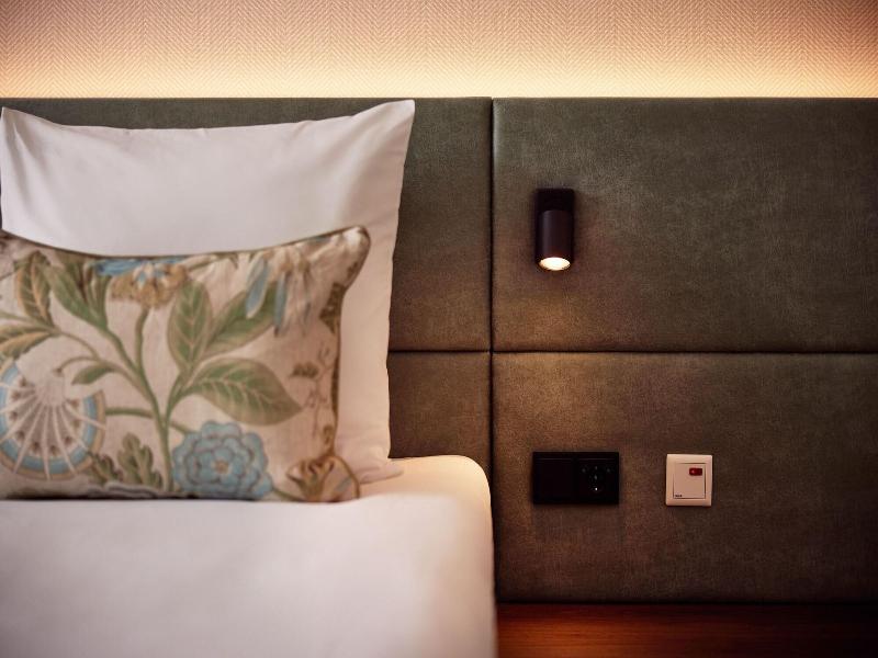 Van Der Valk Hotel Lelystad image
