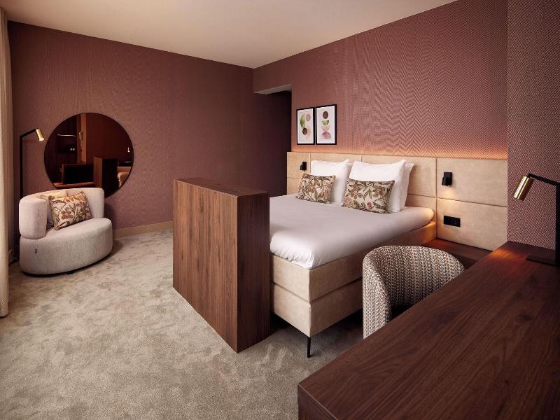 Van Der Valk Hotel Lelystad image