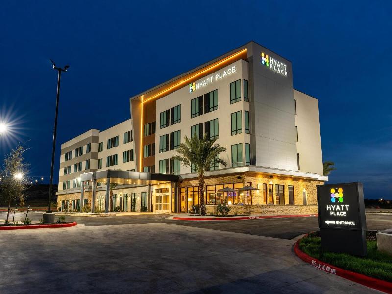 Hyatt Place Eagle Pass image