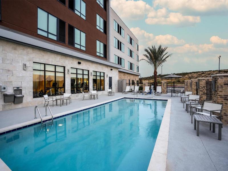 Hyatt Place Eagle Pass image