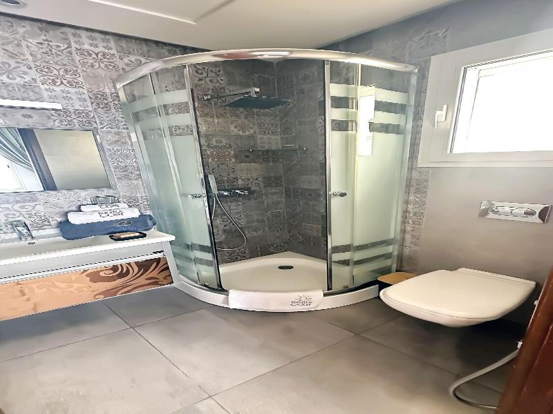 L'orchidã©e - Luxury Suites image