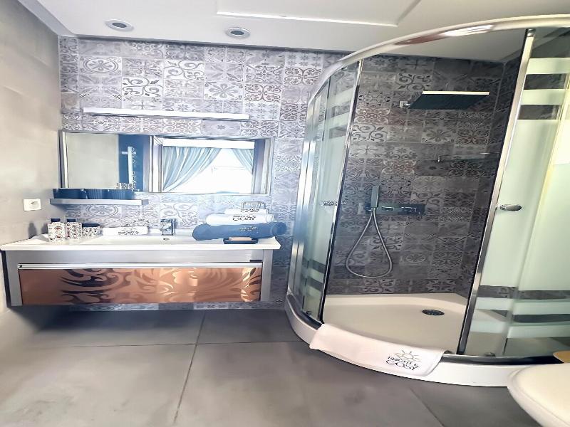 L'orchidã©e - Luxury Suites image