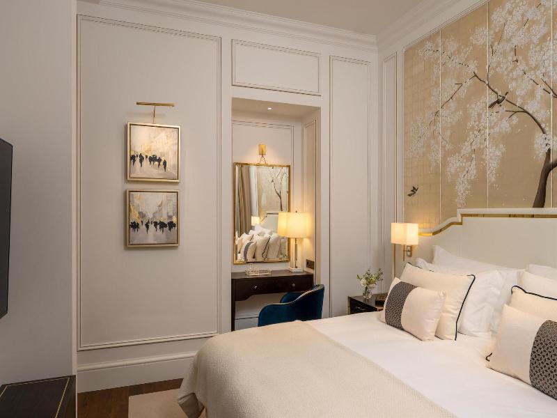 Corinthia Grand Hotel Du Boulevard Bucharest image
