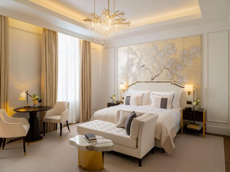Corinthia Grand Hotel Du Boulevard Bucharest image