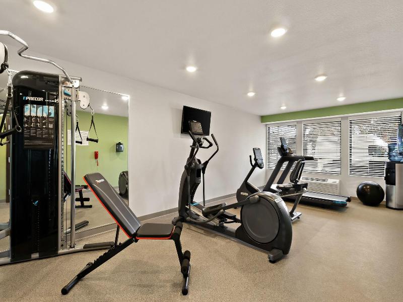 Woodspring Suites Fort Collins