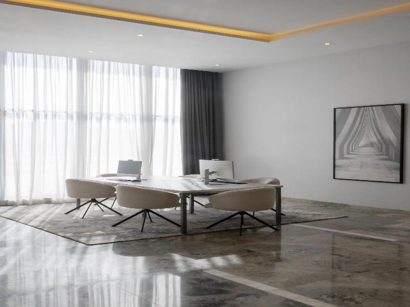 Radisson Hotel Madinah image
