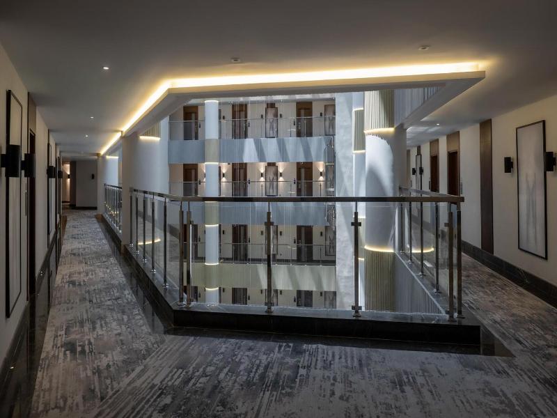 Radisson Hotel Madinah image