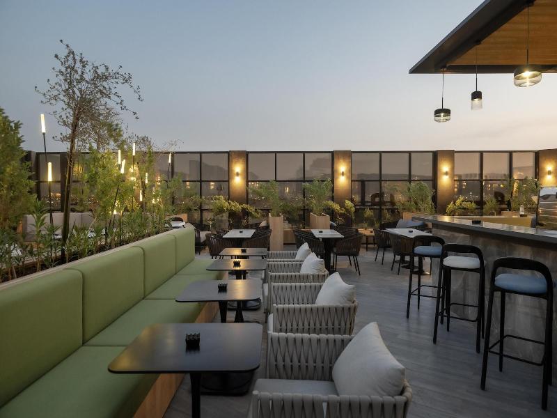 Radisson Hotel Madinah image