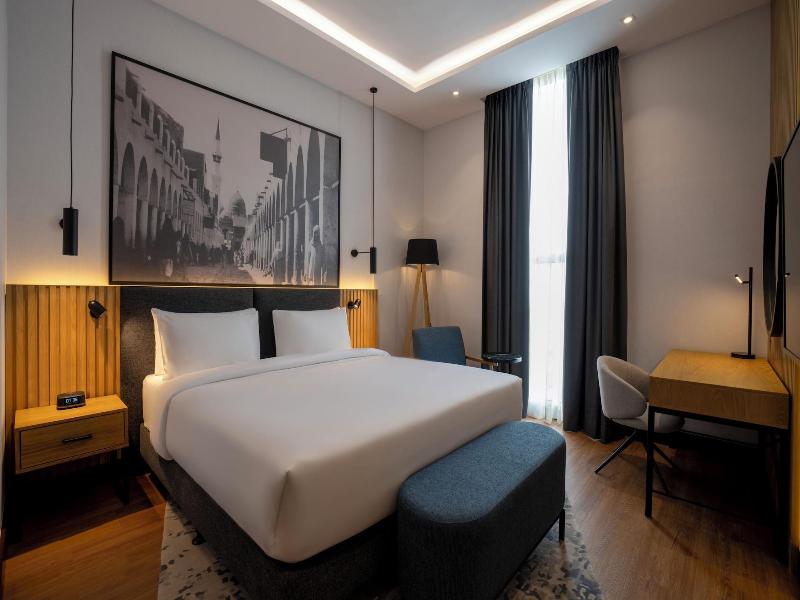 Radisson Hotel Madinah image