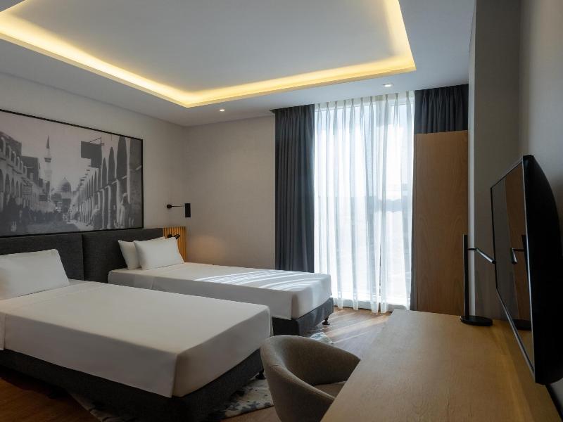 Radisson Hotel Madinah image