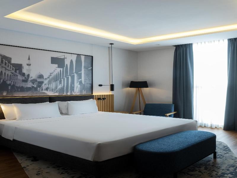 Radisson Hotel Madinah image