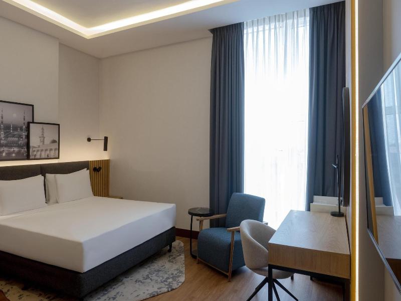Radisson Hotel Madinah image