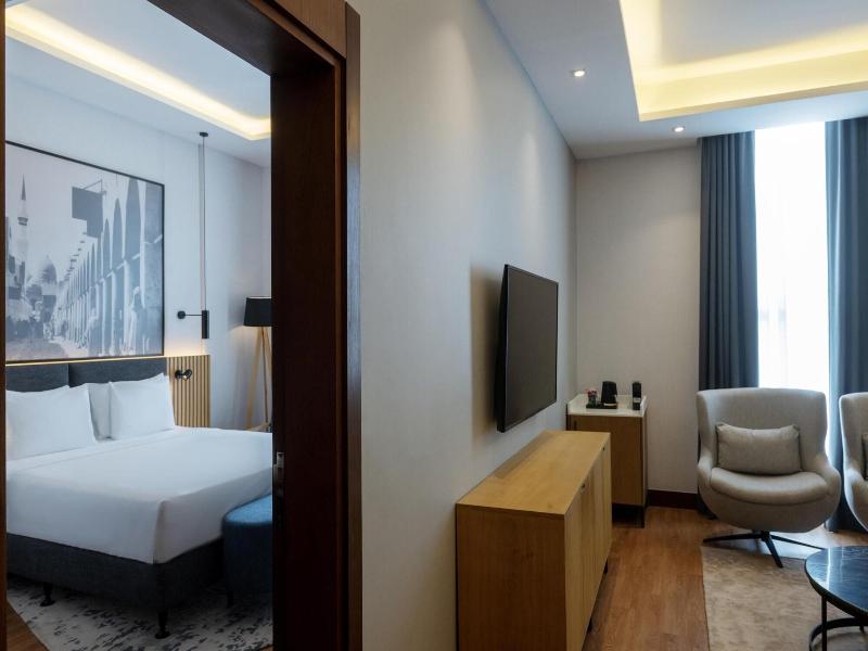 Radisson Hotel Madinah image