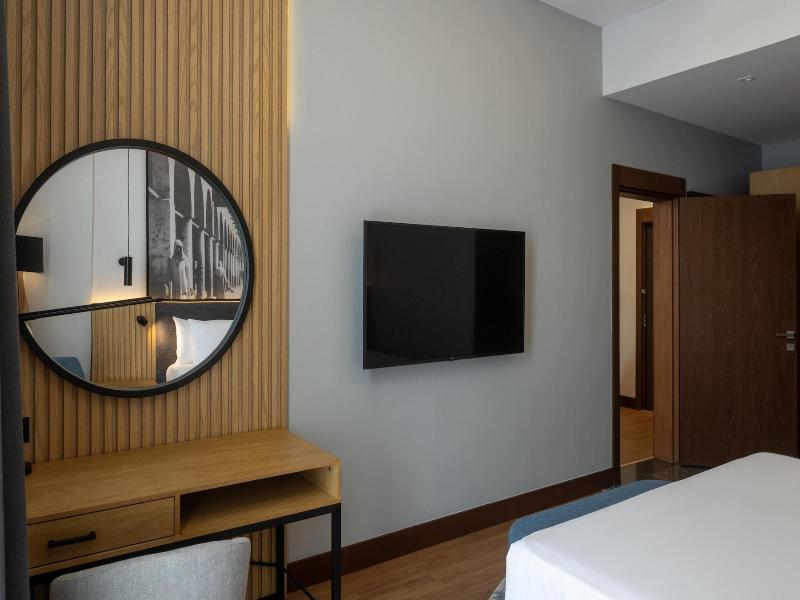 Radisson Hotel Madinah image