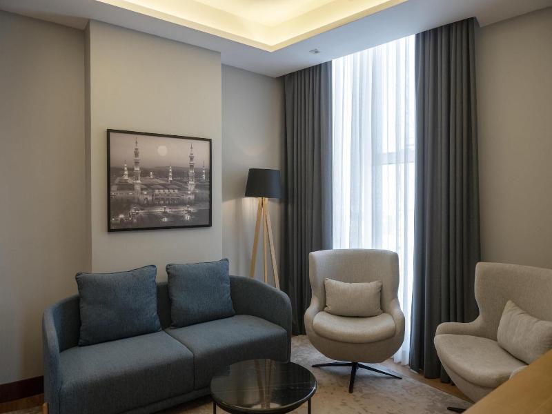 Radisson Hotel Madinah image